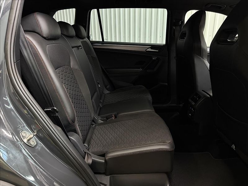 Seat Tarraco FR 2.0TSI 140kW DSG PANORAMA - fotka 41 z 47
