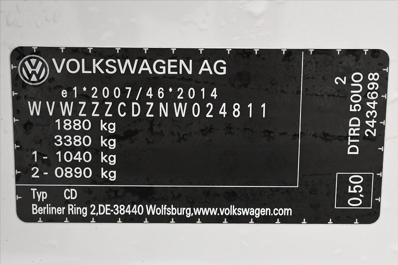 Volkswagen Golf 2,0 TDI 85kW Life Záruka až 5 - fotka 12 z 30