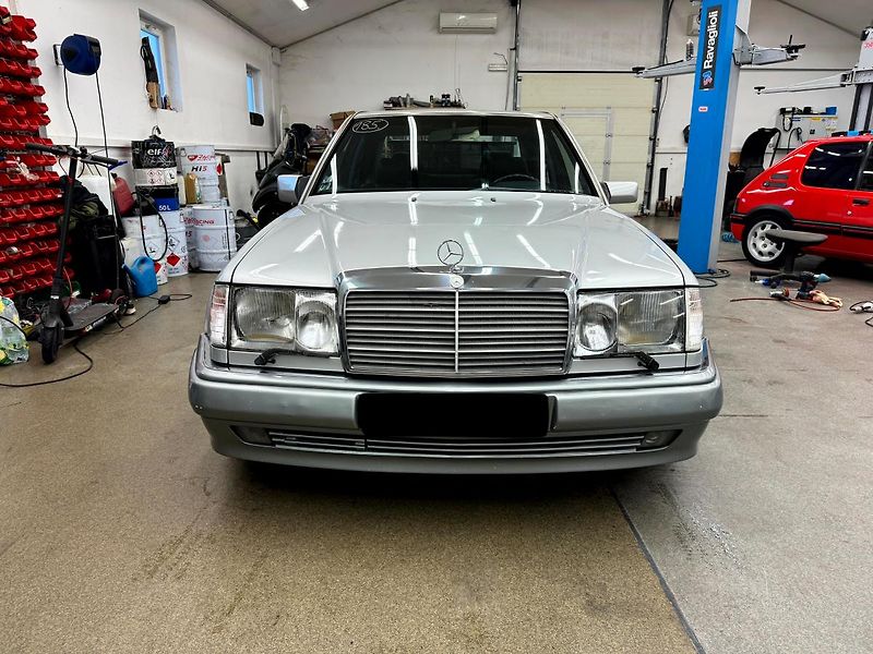 Mercedes-Benz Ostatní 500E W124  - fotka 2 z 18