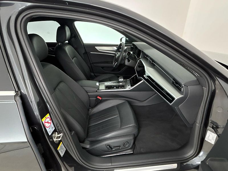Audi A6 Sedan - fotka 9 z 30