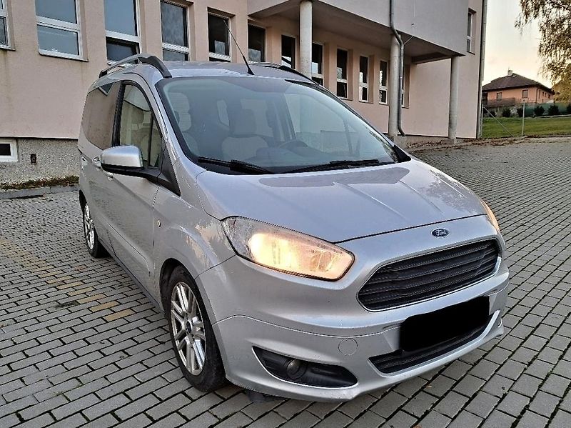 Ford Tourneo Courier (2016) 1.5TDCi 2016 KLIMA,NAVI,159TKM - fotka 1 z 24
