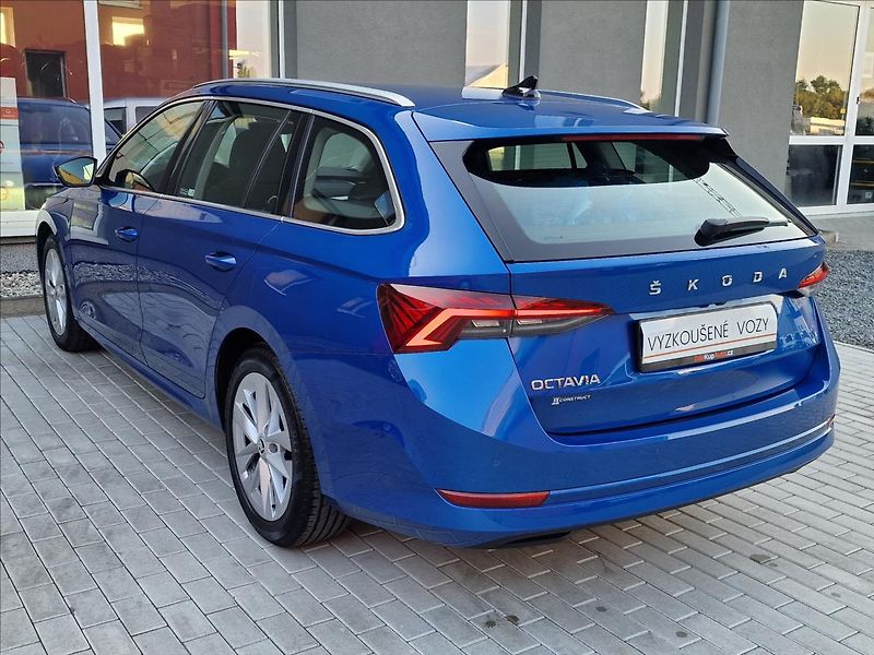 Škoda Octavia 2.0TDI 110kW DSG Style, 1.Maj - fotka 8 z 50