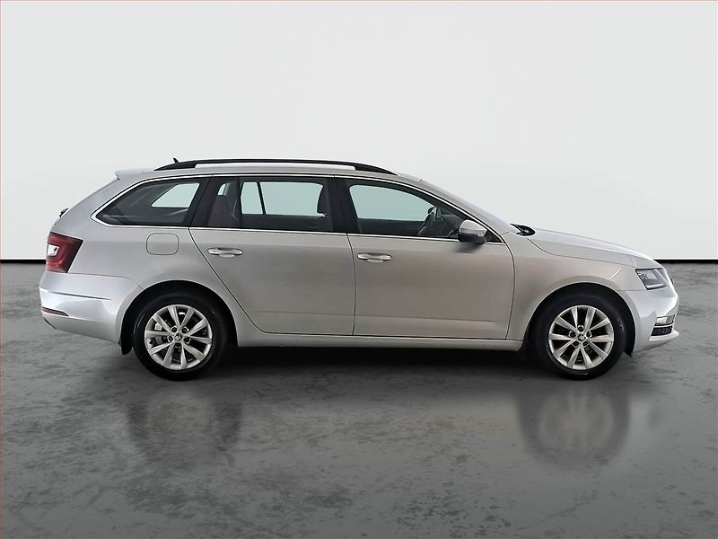 Škoda Octavia (2017) Style 1.6 TDI, Serv.kniha - fotka 6 z 16