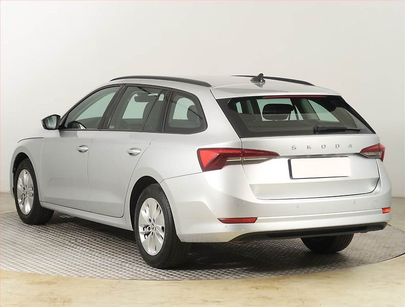 Škoda Octavia (2023) Ambition 2.0 TDI - fotka 4 z 18