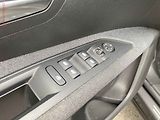 Peugeot 5008 (2019) 1.2 PT, AC, tempo, park.asist - náhled 13