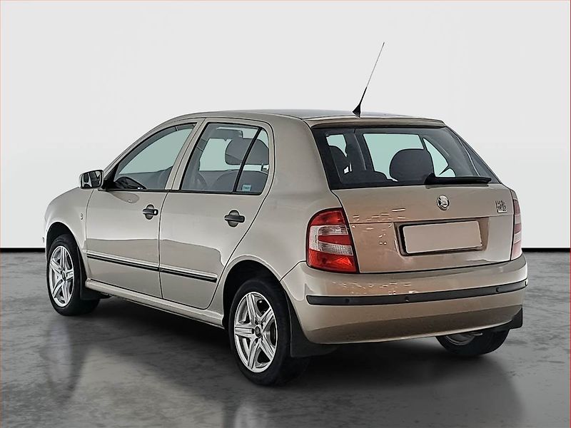 Škoda Fabia (2005) 1.4 16V, nová STK, Klima - fotka 4 z 15