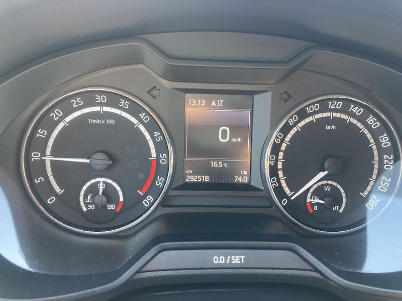Škoda Octavia (2015) - fotka 16 z 17