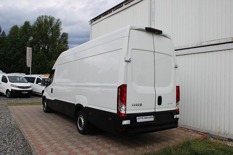 Iveco Daily 35S160 2,3 Hi-Matic XXL 18cm3 - fotka 5 z 22