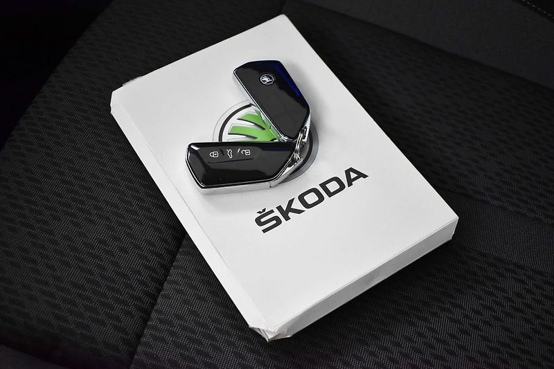 Škoda Octavia 2.0 TDI *REZERVACE* - fotka 36 z 44