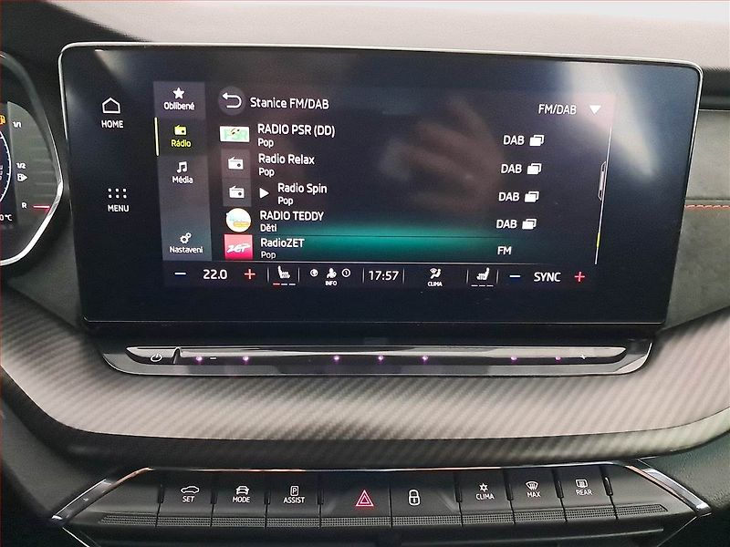 Škoda Octavia (2021) RS 2.0 TSI - fotka 12 z 16