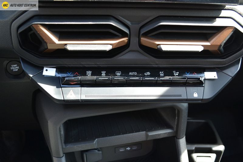 Dacia Bigster EXTREME MILD HYBRID 140 PANORA - fotka 34 z 59