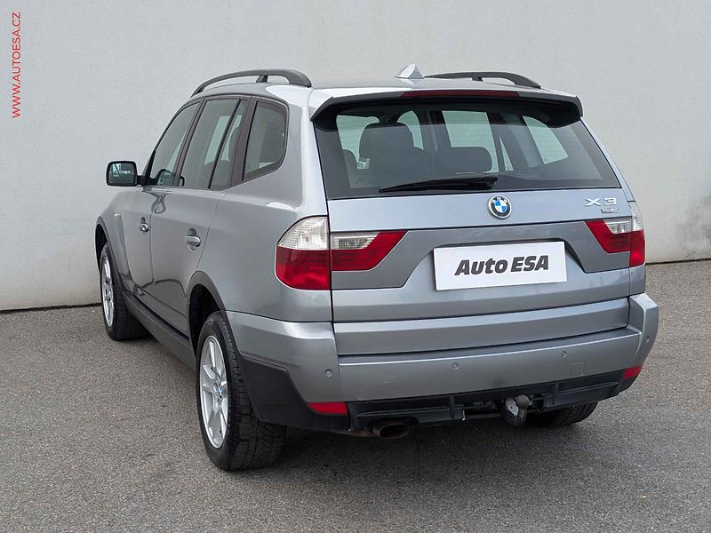 BMW X3 (2008) 2.0 i xD, AC, TZ, panor - fotka 6 z 23