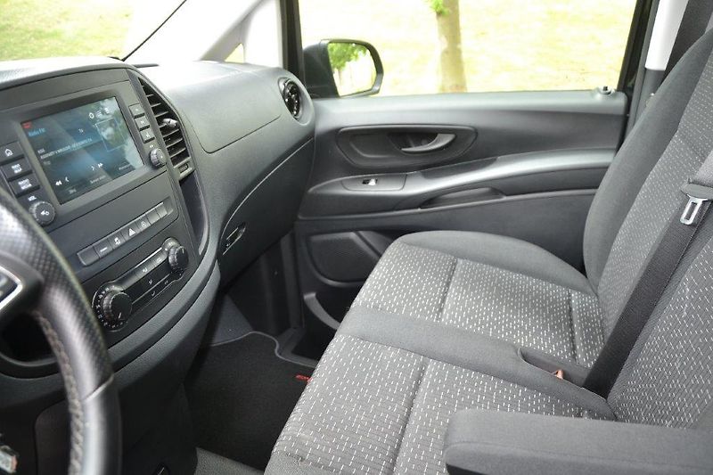 Mercedes-Benz Vito 116 CDi XL 9G automat 2021 - fotka 9 z 32