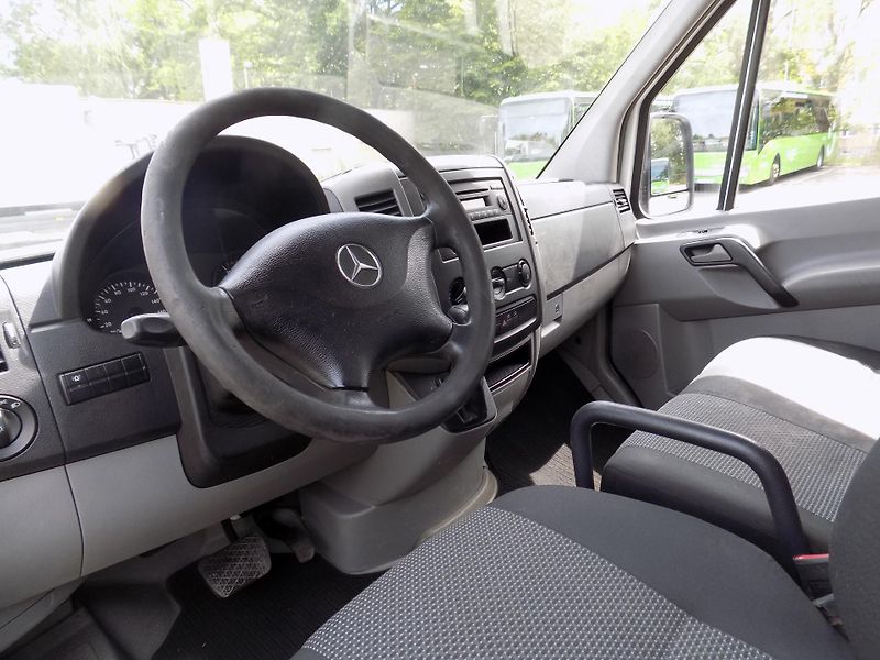 Mercedes-Benz Sprinter (2012) 2,2 95KW 7 MÍST SKLÁPĚČ  - fotka 16 z 46