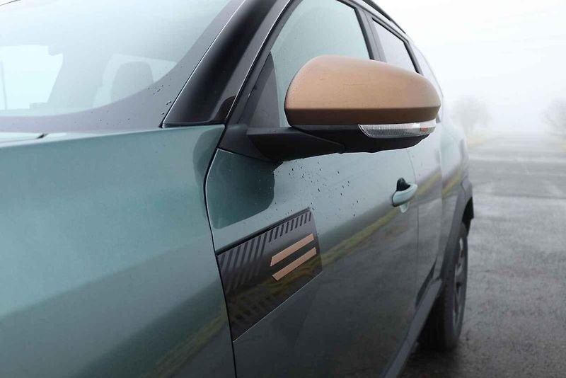Dacia Bigster je posledním přírůstkem do modelové řady značky a zároveň její vlajkovou lodí.