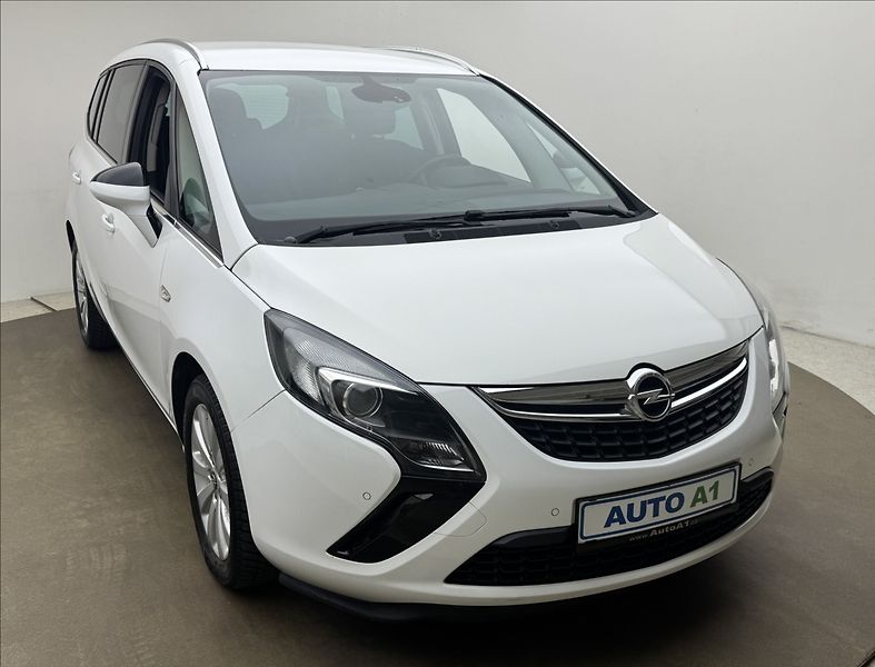 Opel Zafira 2,0 96kW VÝHŘEV SENZORY DPH ČR - fotka 3 z 35