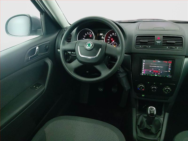 Škoda Yeti (2013) Ambition 2.0 TDI - fotka 7 z 15