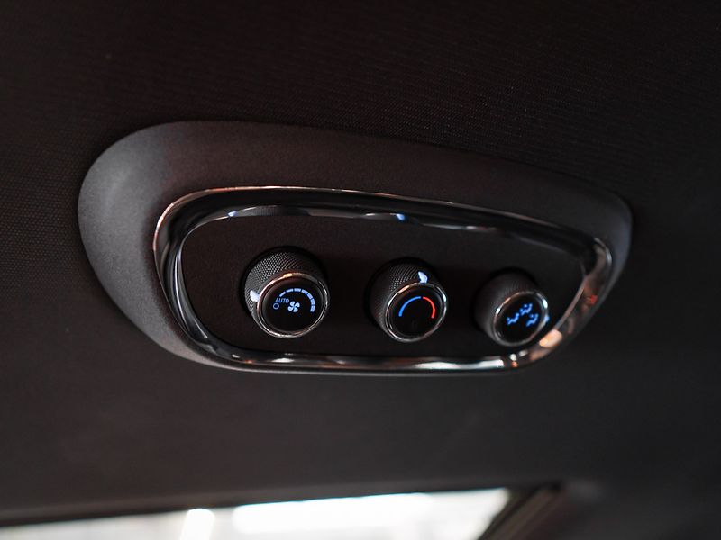 Dodge Durango (2019) 5.7 R/T V8 Technology Group - fotka 34 z 37