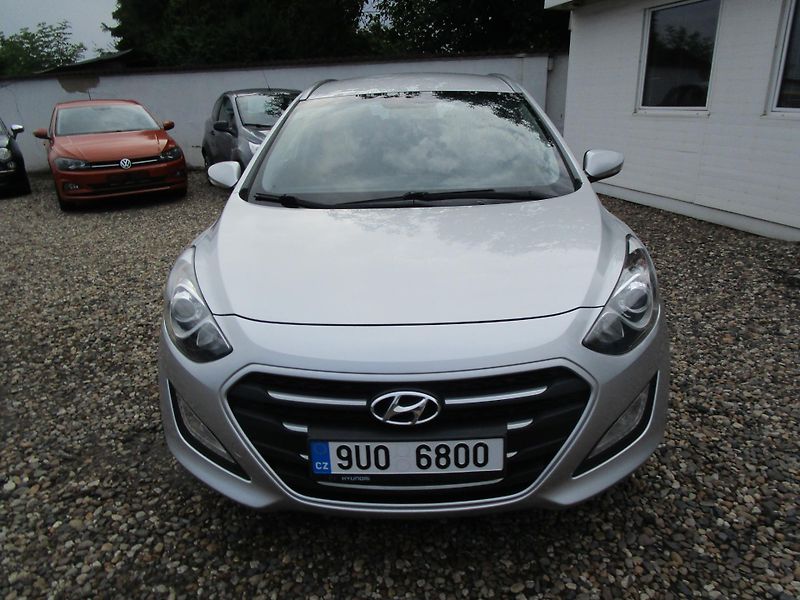 Hyundai i30 1,6-88KW-KOUPEN V ČR-1.MAJITEL - fotka 2 z 13