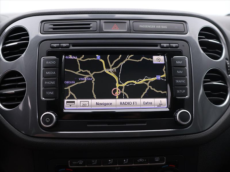 Volkswagen Tiguan 1,4 TSI 90kW Style&Sport 1.Maj - fotka 20 z 29