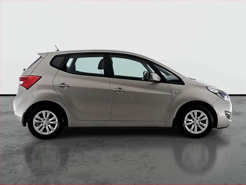 Hyundai ix20 (2017) 1.4 CVVT - fotka 6 z 16