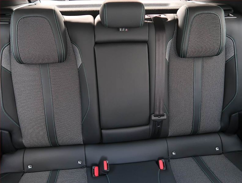 Peugeot 308 (2022) 1.2 PureTech, Serv.kniha, Kůže - fotka 10 z 23