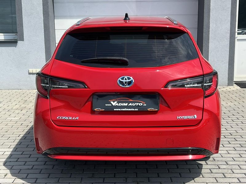 Toyota Corolla (2022) 1.8HYBRID Comfort KAMERA - fotka 6 z 21
