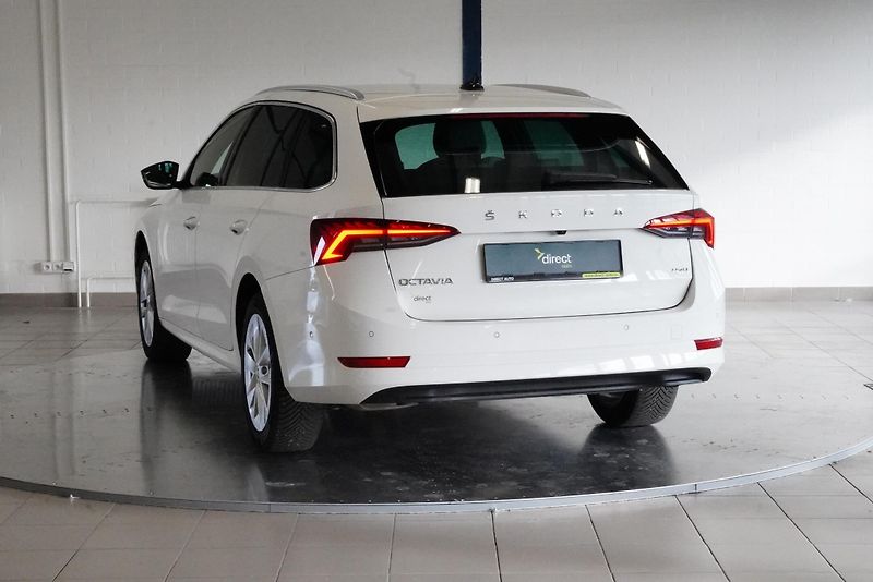 Škoda Octavia - fotka 7 z 29
