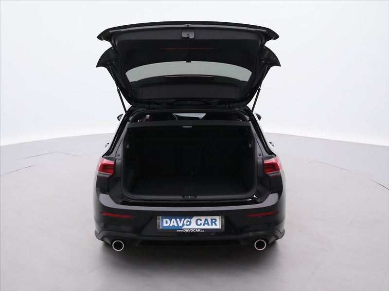 Volkswagen Golf 2,0 TSI GTI 180kW DSG DPH - fotka 9 z 41