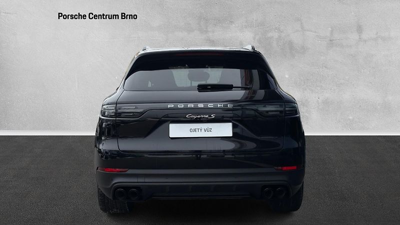 Porsche Cayenne S - fotka 7 z 29