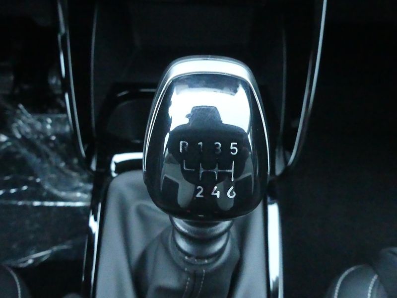 Citroën C3 (2026) MAX Turbo 100k Manual  - fotka 17 z 22