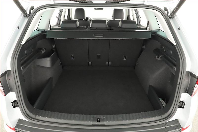 Škoda Kodiaq (2023) Laurin&Klement 2.0 TDI - fotka 11 z 23