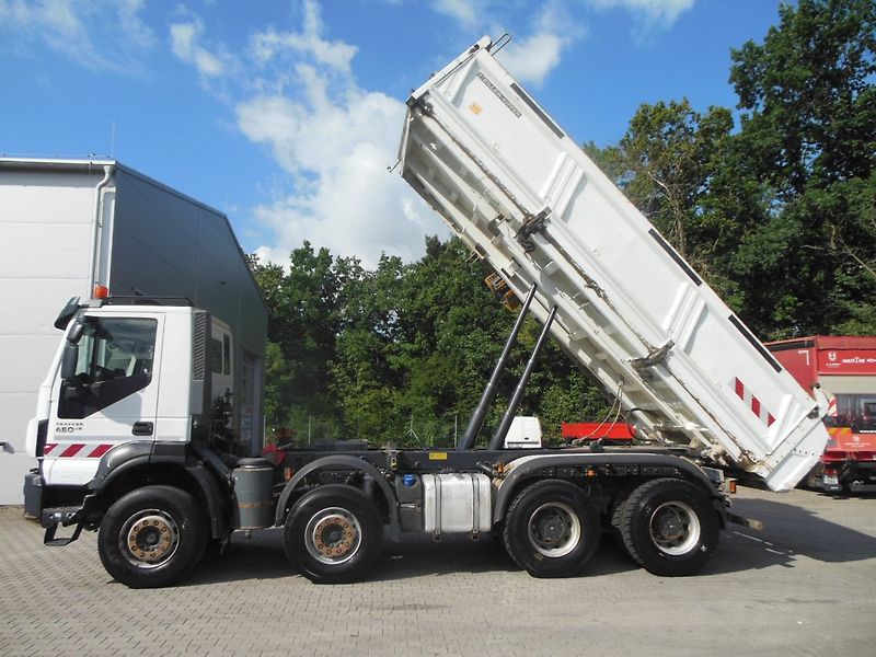 Iveco Trakker AD340T45, 8x4, Retarder, Závěs - fotka 18 z 35