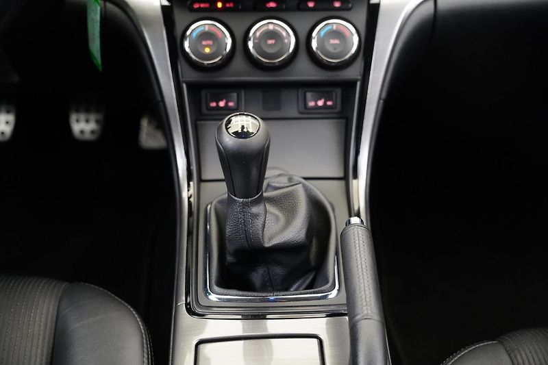 Mazda 6 - fotka 21 z 22