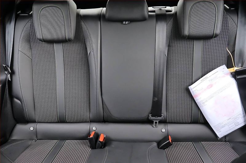 Peugeot 208 (2020) GT Pack 1.2 PureTech, Automat - fotka 10 z 27