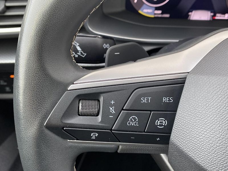 Seat Leon 1,5 e-TSI 85 kW Style DSG - fotka 13 z 27