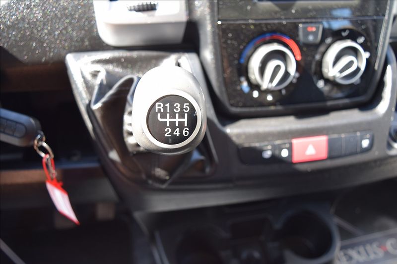 Fiat Ducato 2,3 MAXI 96KW VALNÍK 7MÍST - fotka 38 z 45