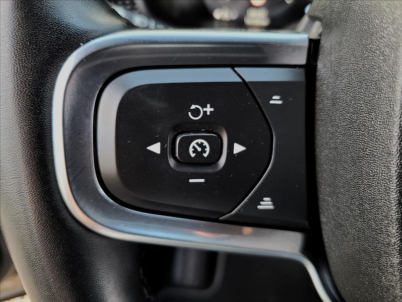 Volvo XC40 T4 PHEV R-design kůže,kůže - fotka 22 z 49