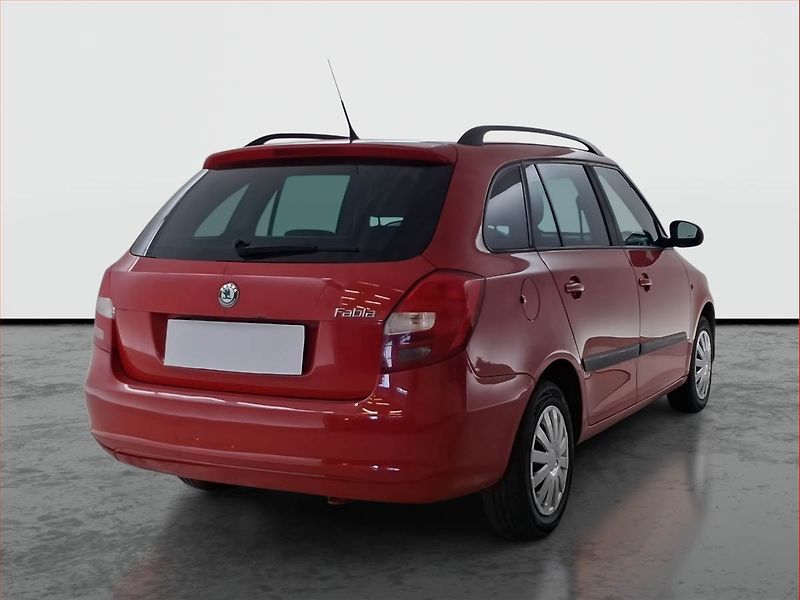 Škoda Fabia (2011) 1.2 TSI, nová STK, zamluveno - fotka 5 z 16
