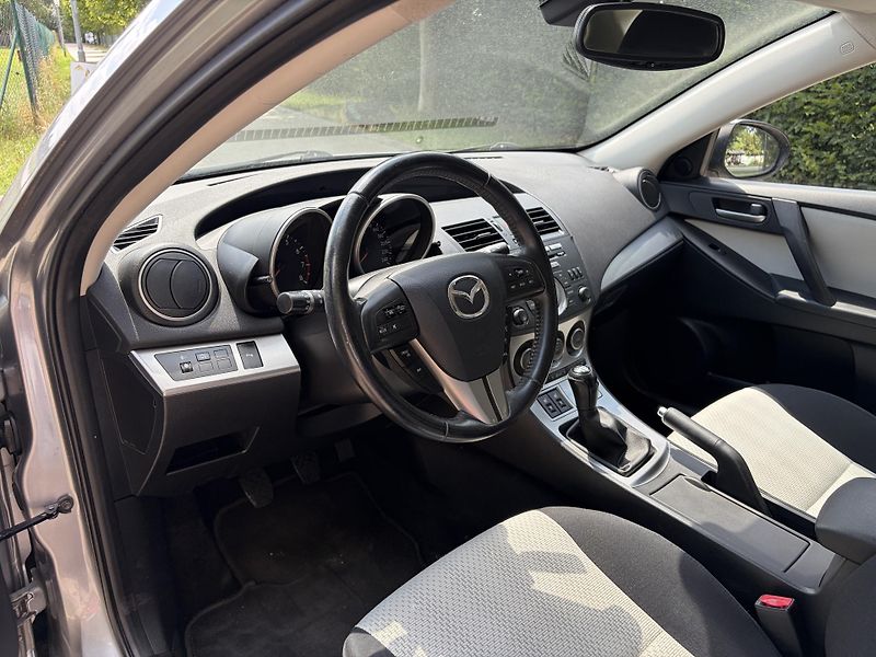 Mazda 3 1.6 TX Navi - fotka 25 z 30