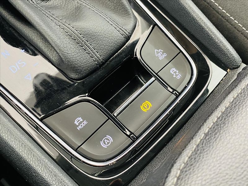 Škoda Kodiaq 2,0 TDI DSG 4x4 7 Míst - fotka 20 z 26
