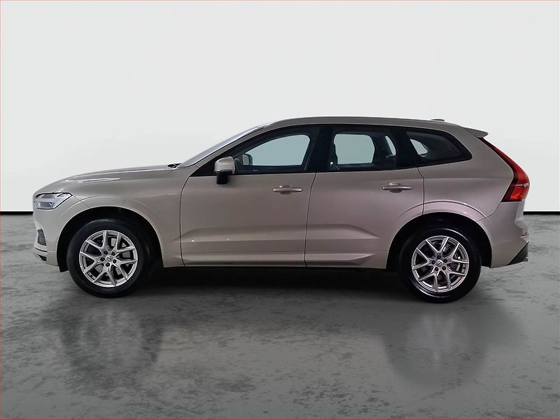 Volvo XC60 (2018) Momentum D4 - fotka 3 z 16