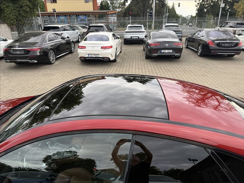 Mercedes-Benz Třídy E 220d AMG Avantgarde Kupé - fotka 22 z 22