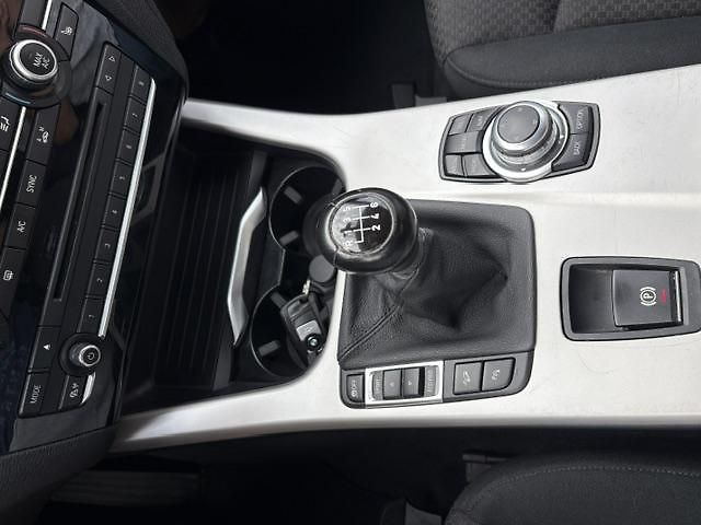 BMW X4 X DRIVE 20D - fotka 22 z 29