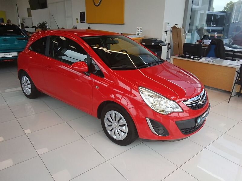 Opel Corsa 1.2i 63KW AUT 2011 - fotka 2 z 9