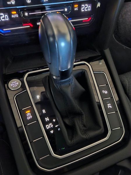 Volkswagen Passat 2,0TDi BMT 110kw DSG, Business - fotka 21 z 43