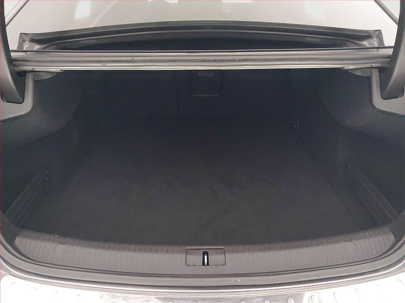 Renault Talisman (2015) Initiale Paris 1.6 dCi - fotka 14 z 21