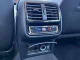 Volkswagen Passat (2021) 1.5 TSI 110 kW DSG Elegance Pl - náhled 24