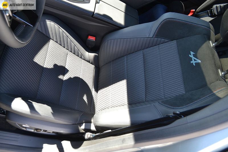 Renault Espace esprit Alpine full hybrid E-Te - fotka 34 z 73