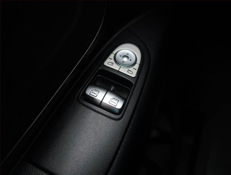 Mercedes-Benz Vito (2018) 114 CDI, Bus, 9Míst, ČR - fotka 15 z 16